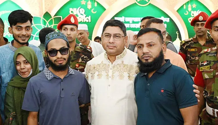 জুলাই আহতদের পাশে দাঁড়িয়েছে ডিজিএফআই: সেনাপ্রধান