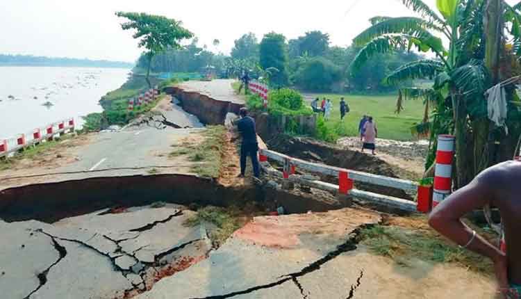 কুশিয়ারার ভাঙন প্রতিরোধে স্থায়ী সমাধান চায় এলাকাবাসী