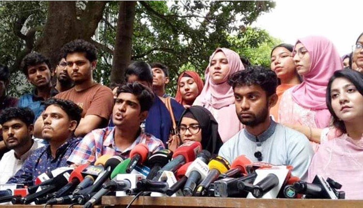 ফের আন্দোলনে নামছেন ৭ কলেজ শিক্ষার্থীরা