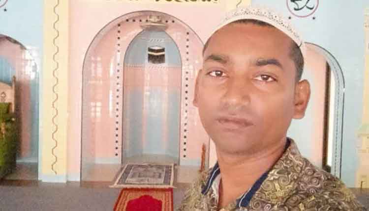 ‘সন্তানকে এতিমখানায় দিয়ে বুকে পাথর বেঁধে বসে থাকি’