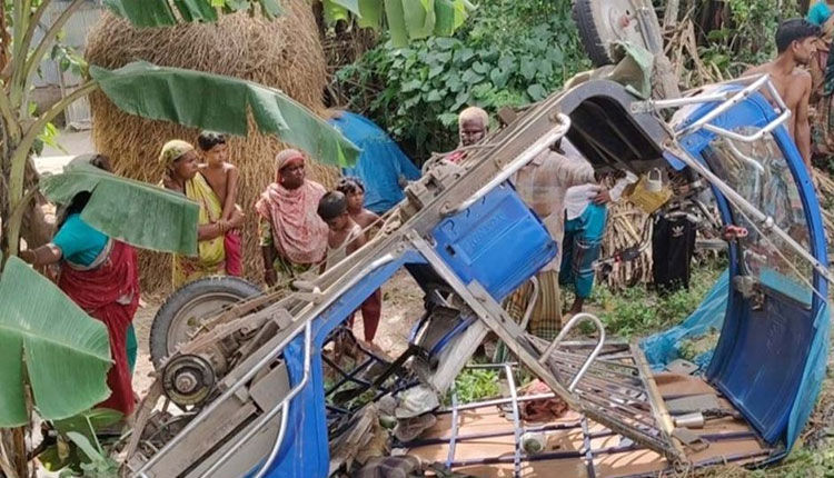 পঞ্চগড়ের সড়ক প্রাণ কাড়লো তিনজনের