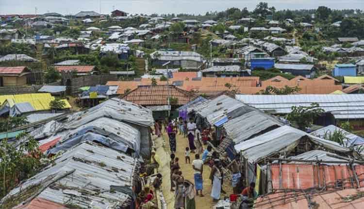 রোহিঙ্গা শিবিরে চাকরি হারালেন কতজন শিক্ষক