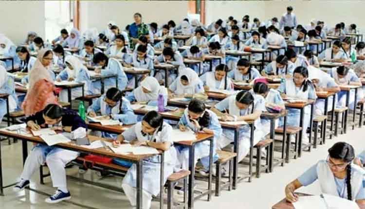 করোনার থাবা, এইচএসসি পরীক্ষায় মানতে হবে নির্দেশনা