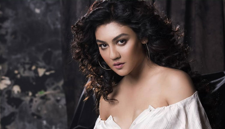 সবাইকে বায়োলজিক্যাল মা হতে হবে কেন: জয়া