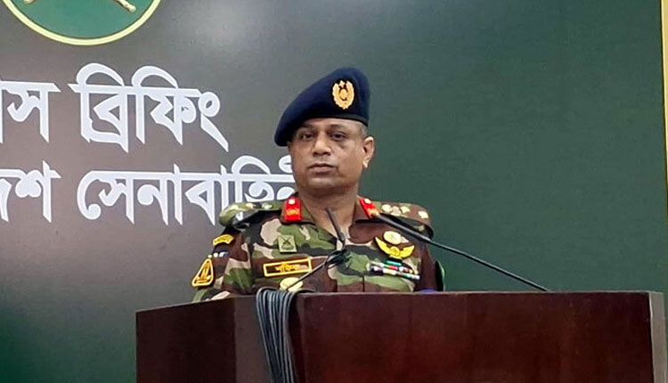 মবের বিরুদ্ধে কঠোর অবস্থানে সেনাবাহিনী