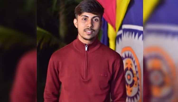 বাসায় খাবার খাওয়ার সময় গুলিবিদ্ধ হন রাব্বী