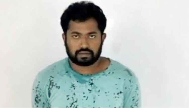প্রবাসীদের কাছে চাঁদা দাবি করতেন তিনি