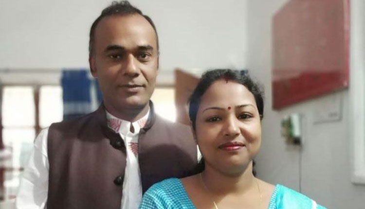 শিক্ষক দম্পতির এ কেমন কাণ্ড