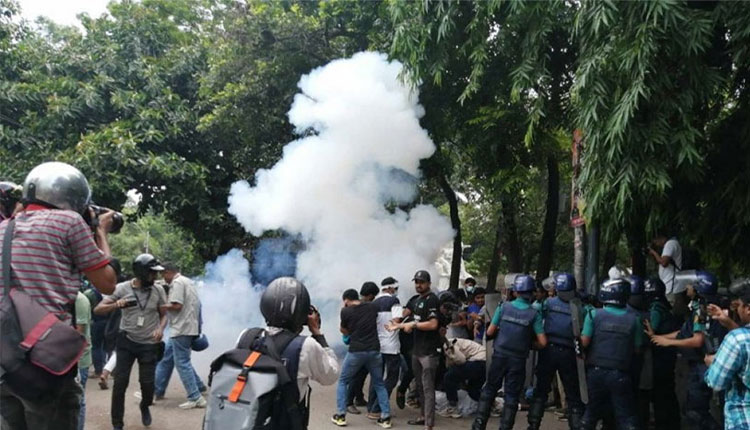 এনসিপির সমাবেশে আওয়ামী লীগের হামলা, নিহত ২