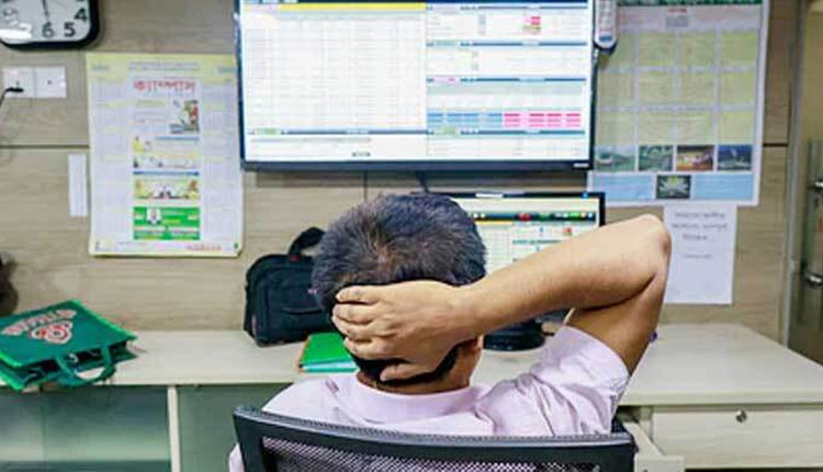 শেয়ারবাজারে এক ঘণ্টায় ৩০০ কোটি টাকার লেনদেন