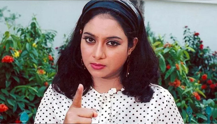 শাবনূরের ভেরিফায়েড ফেসবুক চালান এক নিষ্ঠুর ভক্ত!