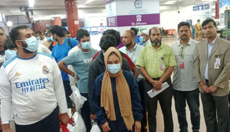 যুক্তরাষ্ট্র থেকে আরও ৩৯ বাংলাদেশিকে ফেরত